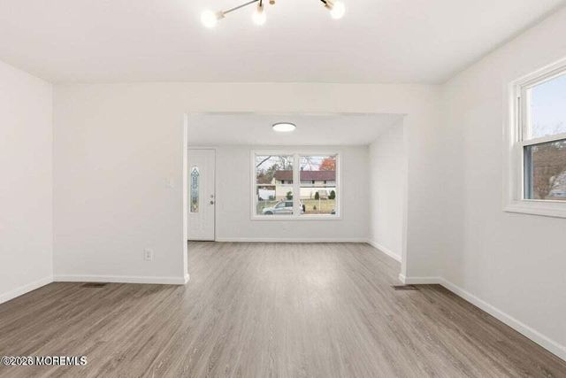 28 Brandies Road, Toms River, NJ 08757