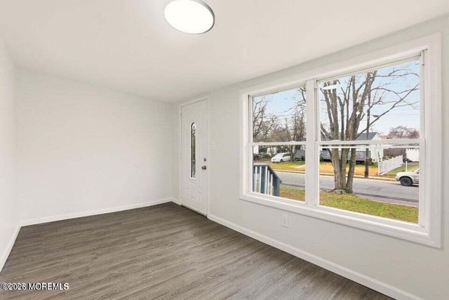 28 Brandies Road, Toms River, NJ 08757