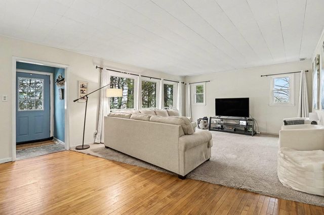 10726 Chase Road, Montague, MI 49437