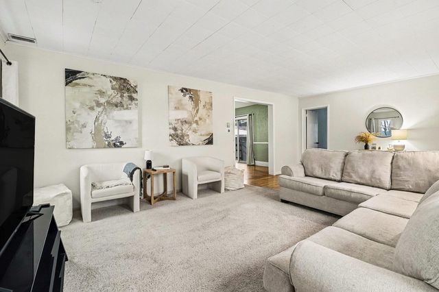 10726 Chase Road, Montague, MI 49437