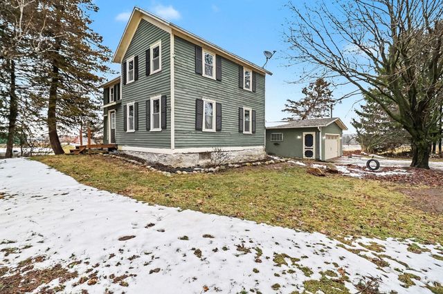 10726 Chase Road, Montague, MI 49437