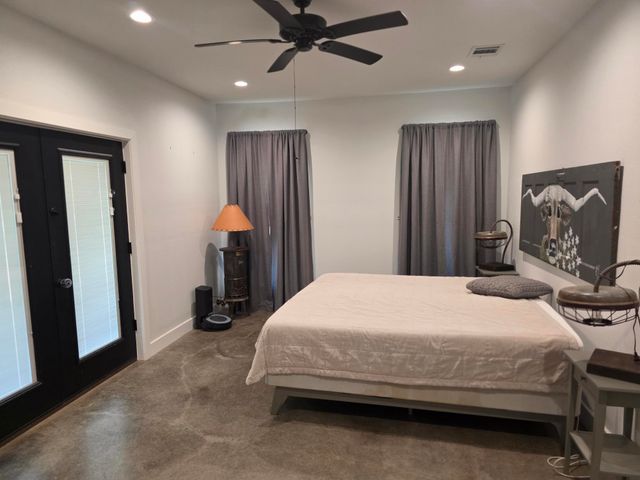 448 County Road 3955, Mineola, TX 75773