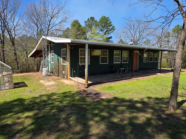 448 County Road 3955, Mineola, TX 75773