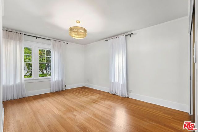 1625 Opechee Way, Glendale, CA 91208