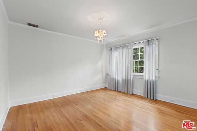 1625 Opechee Way, Glendale, CA 91208