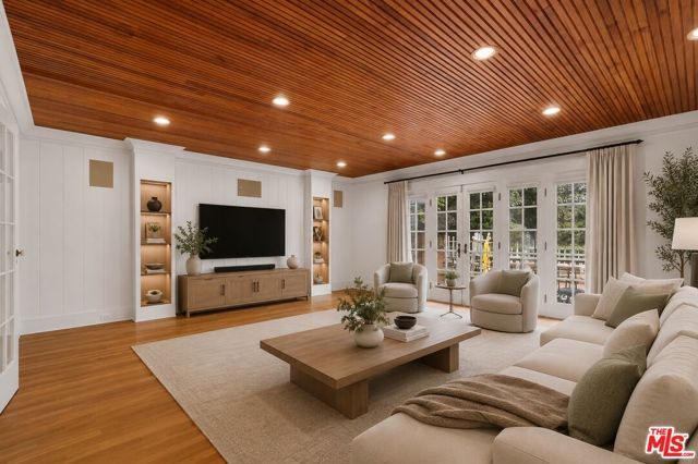 1625 Opechee Way, Glendale, CA 91208