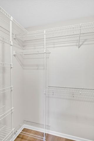 7636 Creek Bend 7636, Rockford, IL 61114