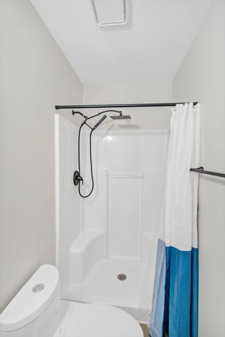 7636 Creek Bend 7636, Rockford, IL 61114