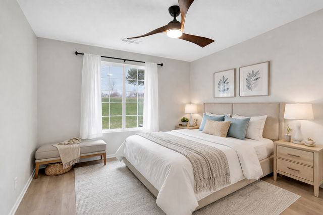 7636 Creek Bend 7636, Rockford, IL 61114