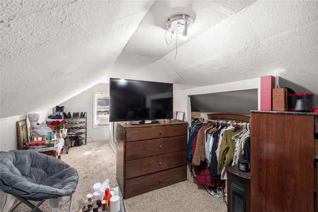 1415 Osceola Avenue, Des Moines, IA 50316