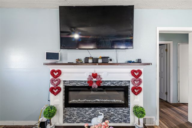 1415 Osceola Avenue, Des Moines, IA 50316