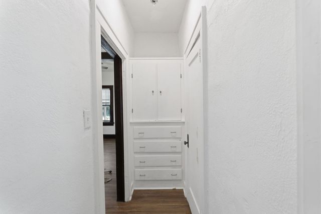 2458 W 3rd, Wichita, KS 67203