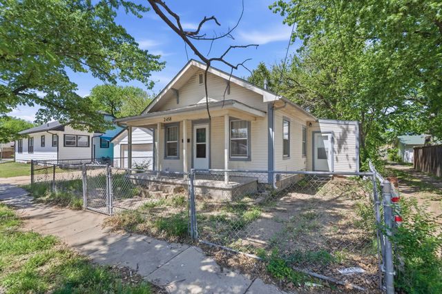 2458 W 3rd, Wichita, KS 67203