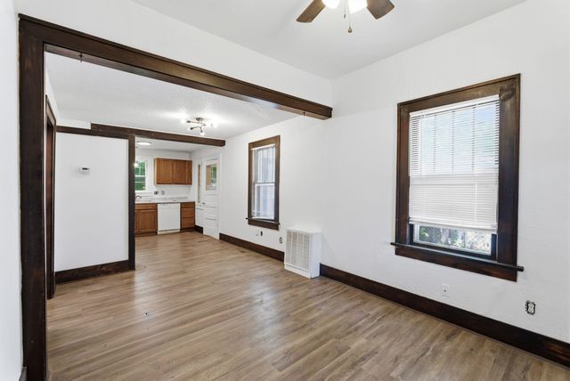 2458 W 3rd, Wichita, KS 67203