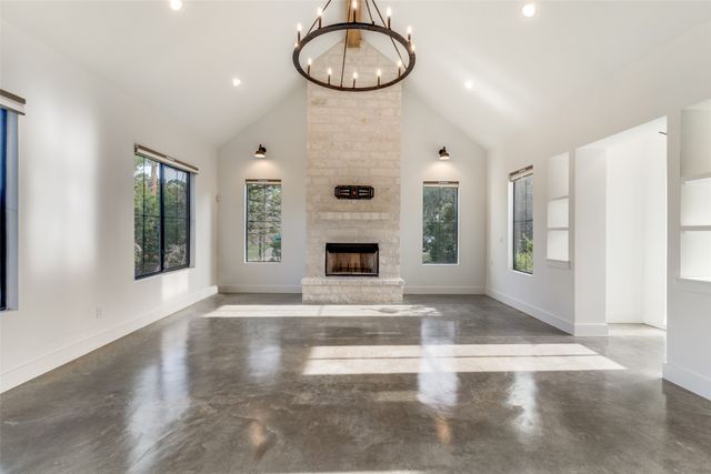 1211 Westhaven Drive, Canyon Lake, TX 78133