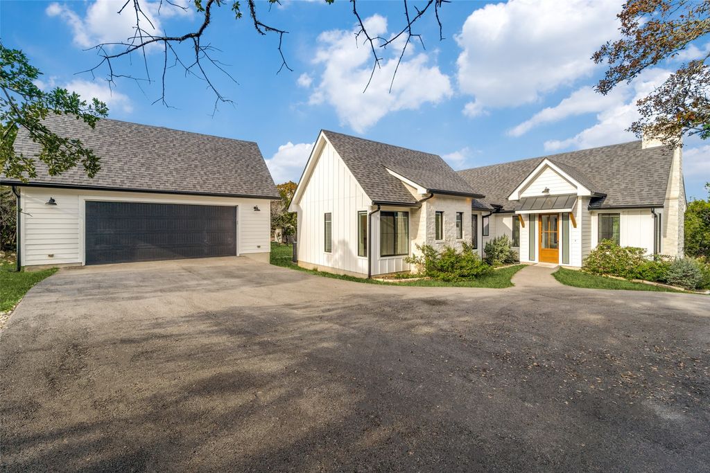 1211 Westhaven Drive, Canyon Lake, TX 78133