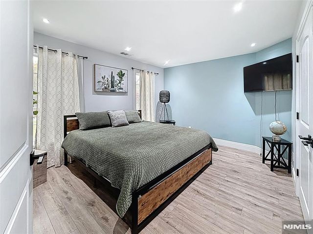 99 Lambert Drive, Sparta, NJ 07871