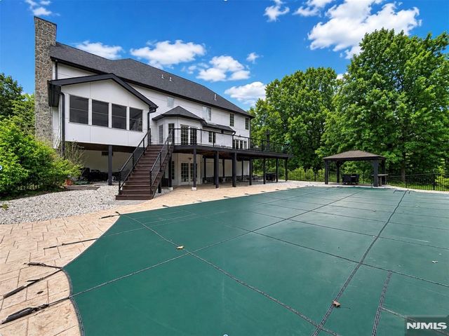 99 Lambert Drive, Sparta, NJ 07871