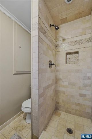 77 William Street, Kearny, NJ 07032