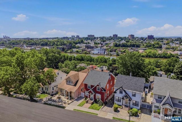 77 William Street, Kearny, NJ 07032