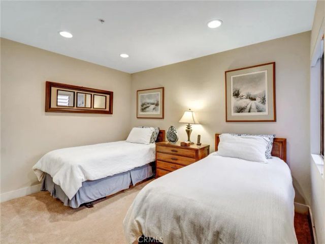 2955 E Avery B, Palm Springs, CA 92264