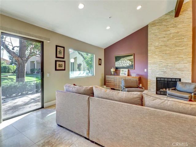 2955 E Avery B, Palm Springs, CA 92264