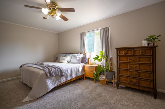5045 Rockwood Drive, Grand Blanc, MI 48439