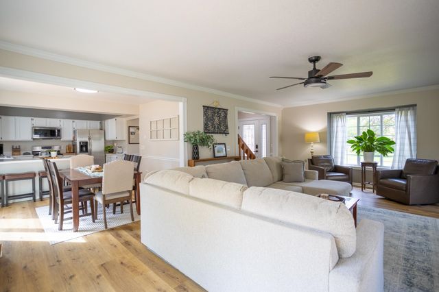 5045 Rockwood Drive, Grand Blanc, MI 48439