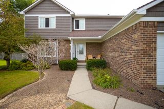 5045 Rockwood Drive, Grand Blanc, MI 48439