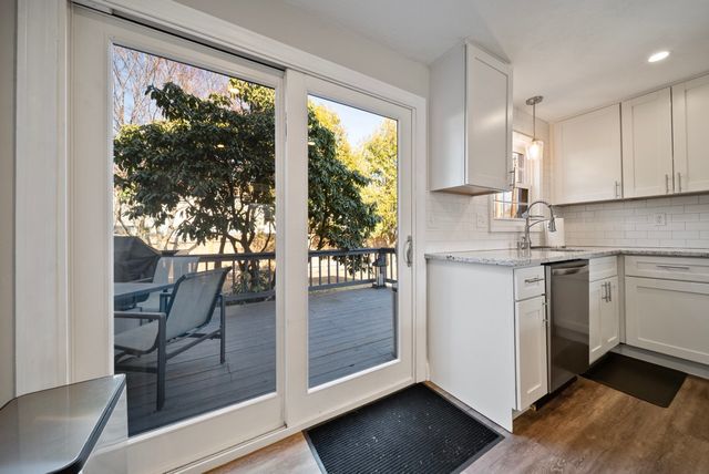 140 Old Ferry Rd M, Haverhill, MA 01830