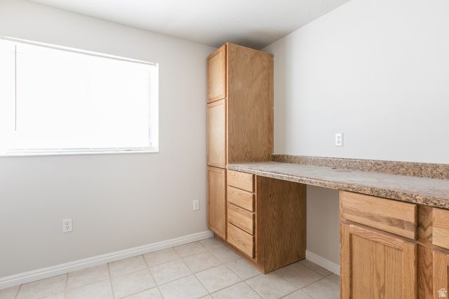 3063 W HOLDERSHILL LN, Taylorsville, UT 84129