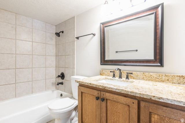 3063 W HOLDERSHILL LN, Taylorsville, UT 84129