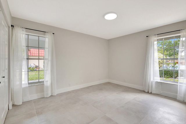 733 Nantucket Circle, Lake Worth, FL 33467