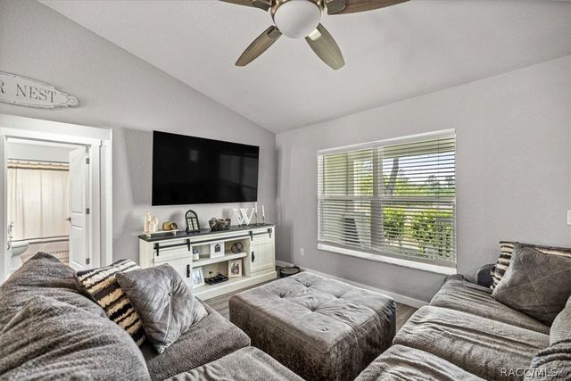 1348 W McNeal Drive, Citrus Springs, FL 34434