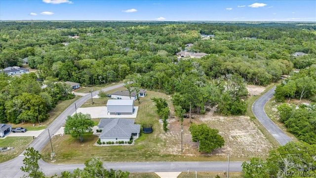 1348 W McNeal Drive, Citrus Springs, FL 34434
