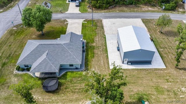 1348 W McNeal Drive, Citrus Springs, FL 34434