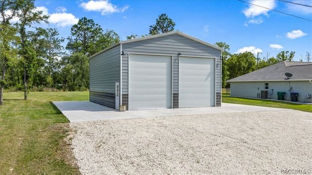 1348 W McNeal Drive, Citrus Springs, FL 34434