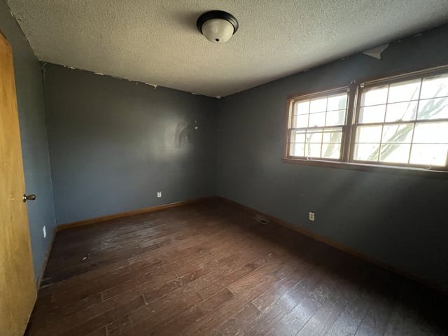 488 McQuade Cir, Mcminnville, TN 37110