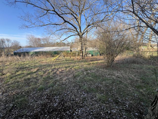 488 McQuade Cir, Mcminnville, TN 37110