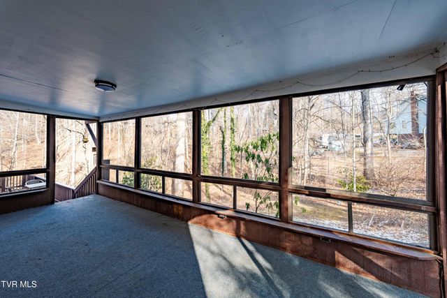 108 Saratoga Circle, Elizabethton, TN 37643