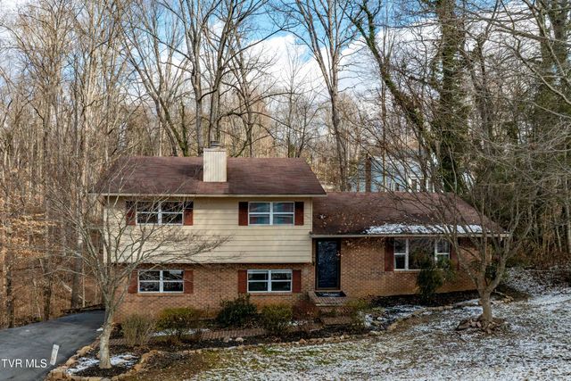 108 Saratoga Circle, Elizabethton, TN 37643