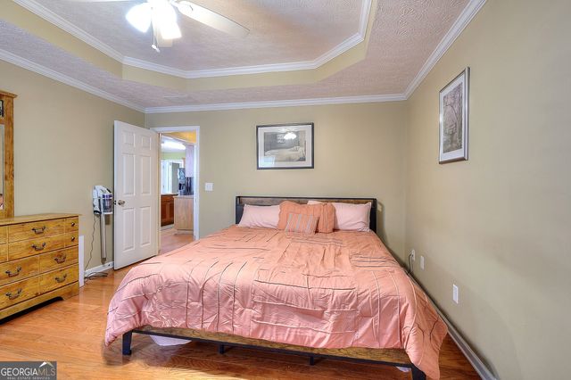 1106 Caroline Court, Loganville, GA 30052