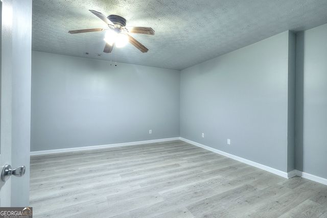 1106 Caroline Court, Loganville, GA 30052