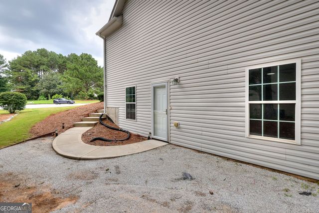 1106 Caroline Court, Loganville, GA 30052