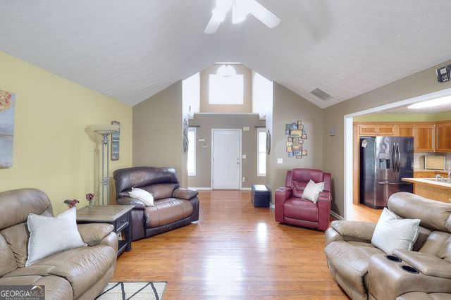 1106 Caroline Court, Loganville, GA 30052