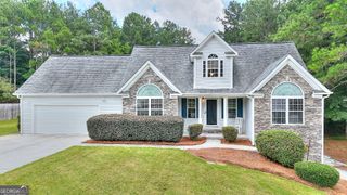 1106 Caroline Court, Loganville, GA 30052