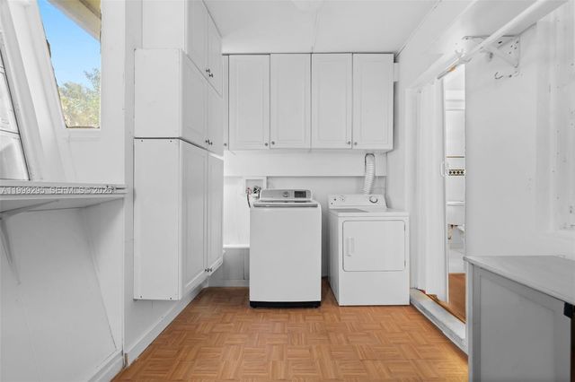 261 188th St 261, Sunny Isles Beach, FL 33160