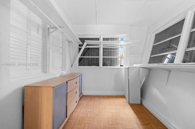 261 188th St 261, Sunny Isles Beach, FL 33160