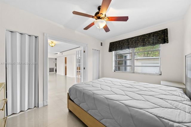 261 188th St 261, Sunny Isles Beach, FL 33160