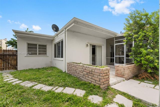 261 188th St 261, Sunny Isles Beach, FL 33160